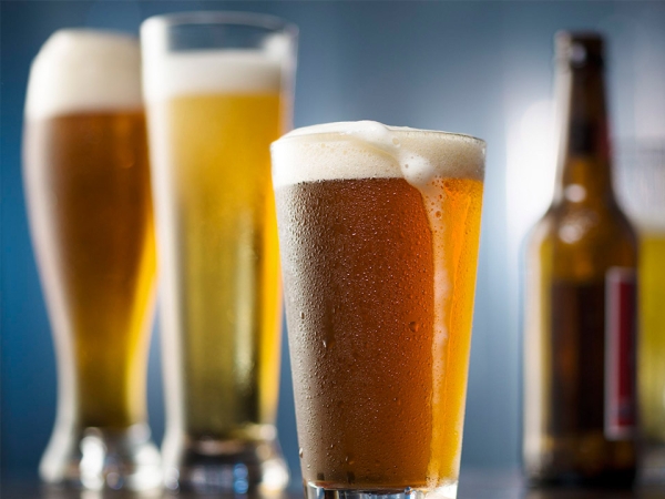 Nitrogen-filled storage for beer beverages