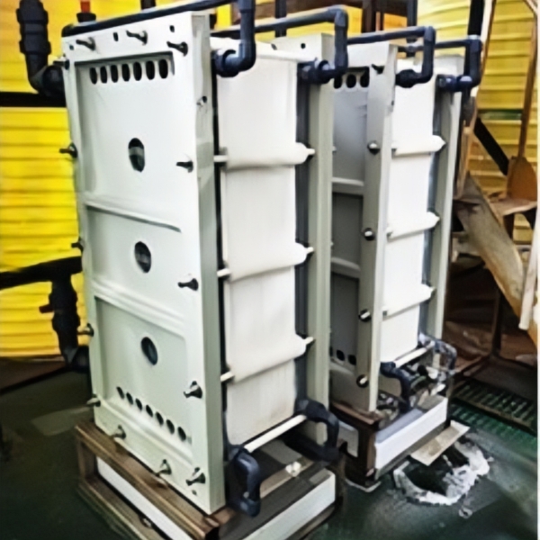 Uniform Pore Membrane Filter